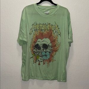 American Eagle Outfitters Graphic Tee - Light Green